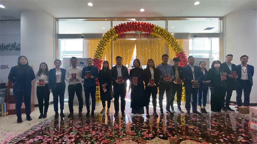 昌禾裝飾丨10月總結(jié)表彰暨11月活動啟動大會圓滿結(jié)束！一起領(lǐng)盲盒啦~