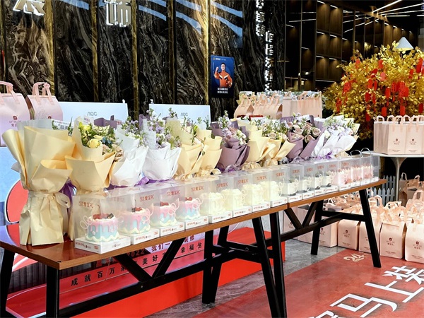 昌禾裝飾·女神節(jié)特輯｜以花為禮，以甜為伴，致敬每一位發(fā)光的你